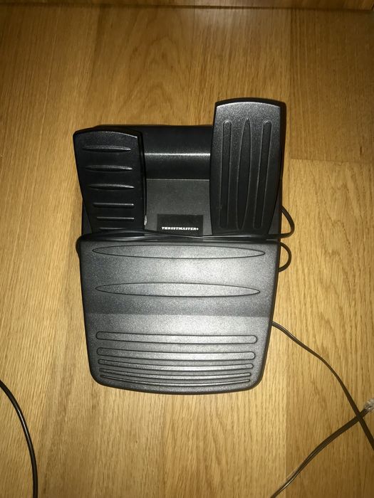 Thrustmaster Steering Wheel and Pedals64584888805122122