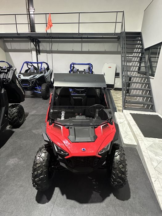 Veiculo Polaris RZR 200