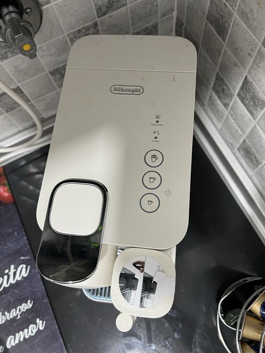 Maquina cafe Nespresso Delonghi