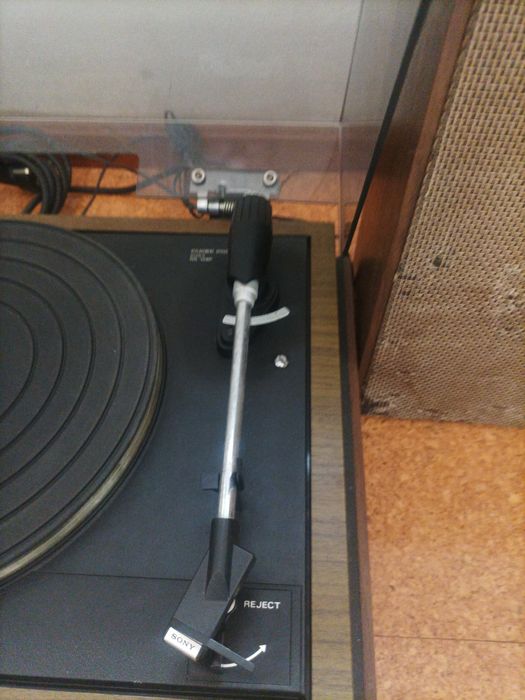 Gira discos Sony cassete e rádio AM FM