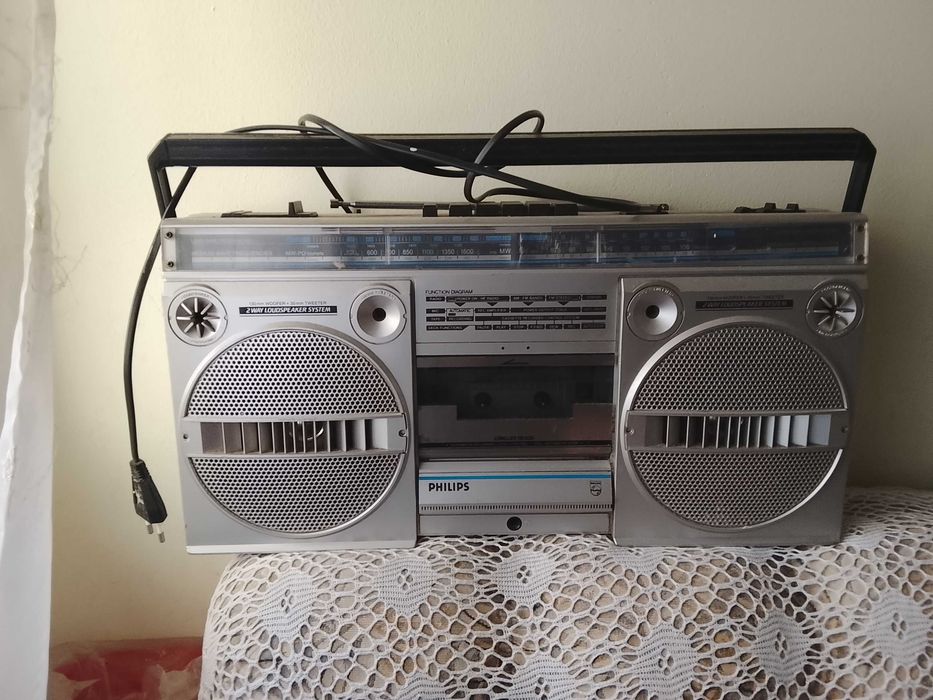 Radio para cassetes antiga