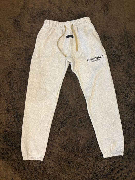Conjunto Fear of god Essentials
