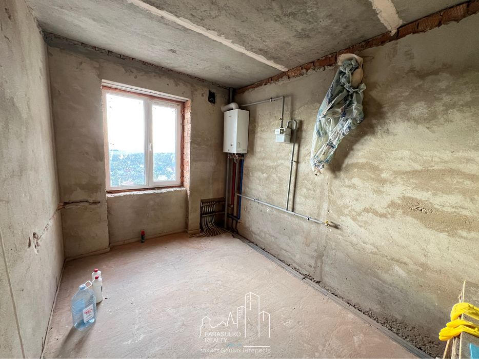 Продам 1-о кімнатну квартиру з неймовірним краєвидом!