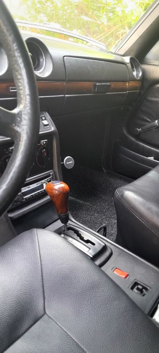 Продаж мерседес 123 автомат.Обмін ціна 2000