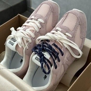 Sale! Останні пари NB x Miu-Miu 530