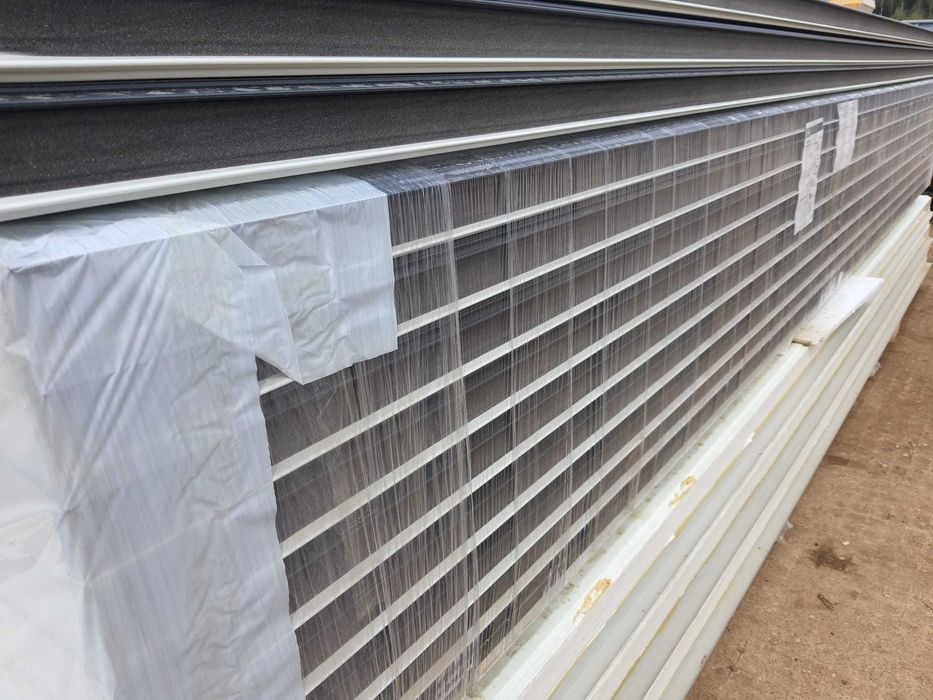 Płyty warstwowe, ścienne, dachowe, obornickie