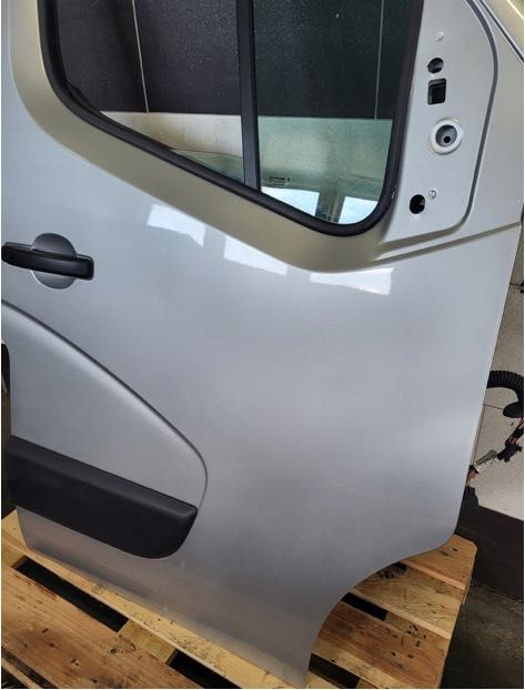 drzwi prawy przód prawe GKY TEKNH Opel Movano B lift Master III