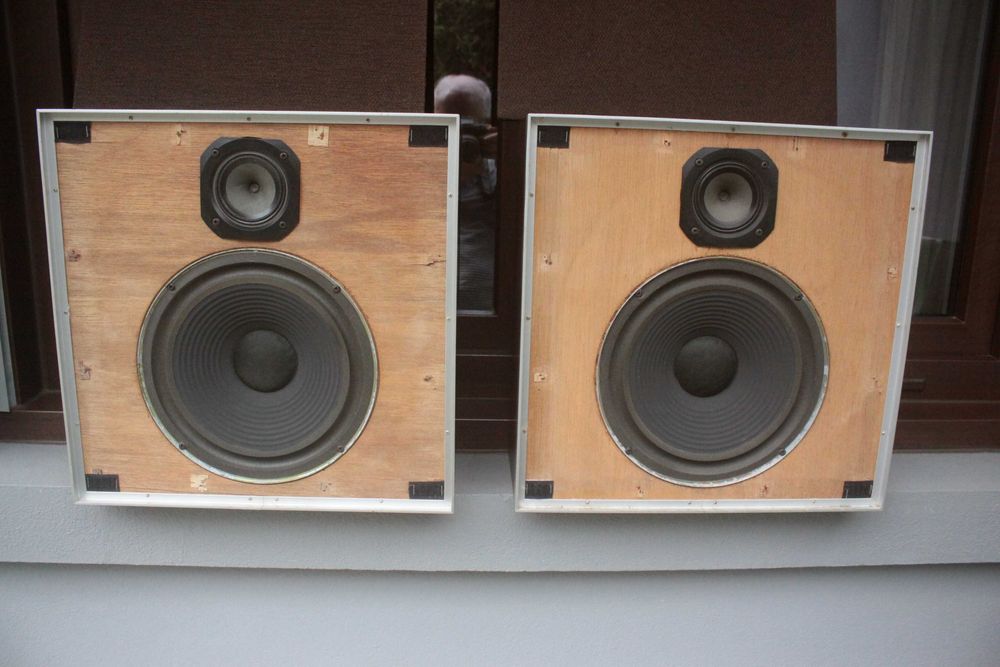 Colunas Sony SS - 103