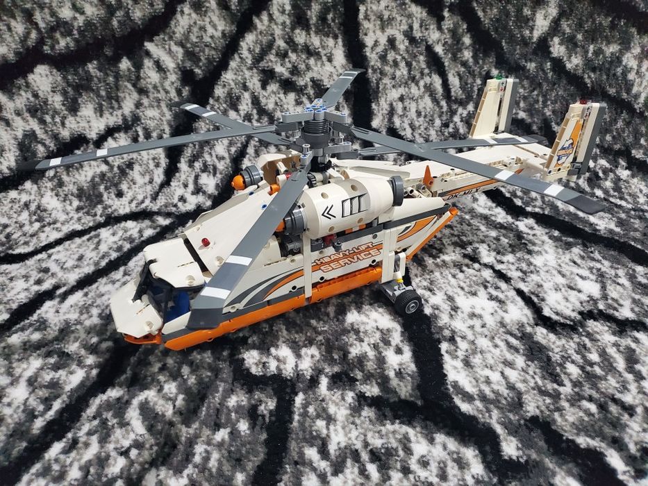 Lego Technic 42052 Śmigłowiec Towarowy