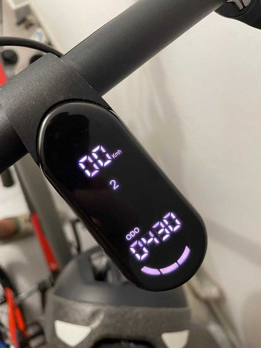 Trotinete Niubility N2 | Autonomia até 30 km | Velocidade 25 km/h