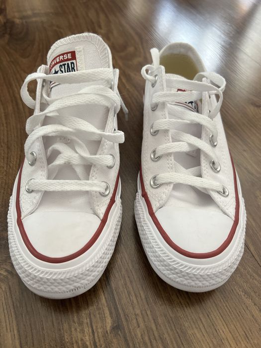 Converse (Конверси) кеди.