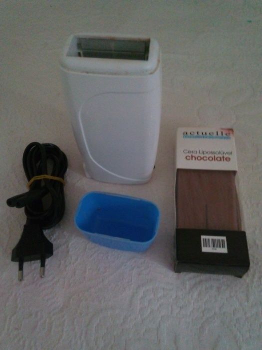 Aplicador eléctrico de cera