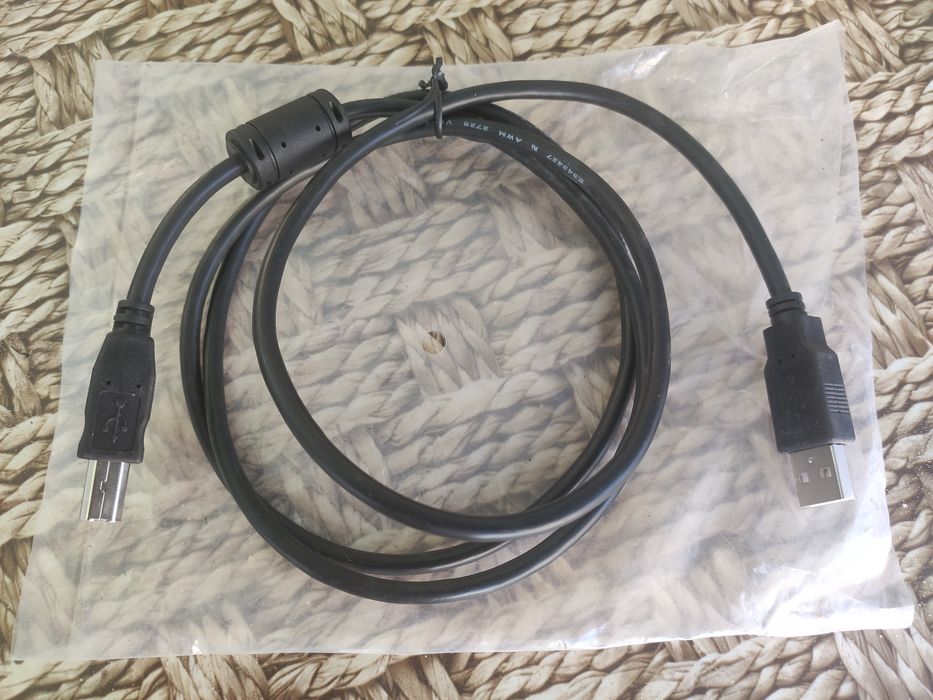 USB-кабель 1метр.