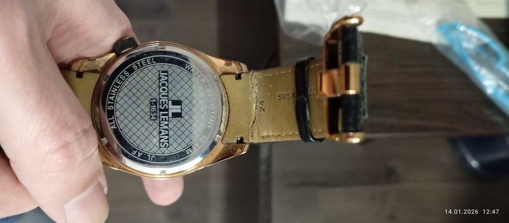 Продам мужские наручные часы