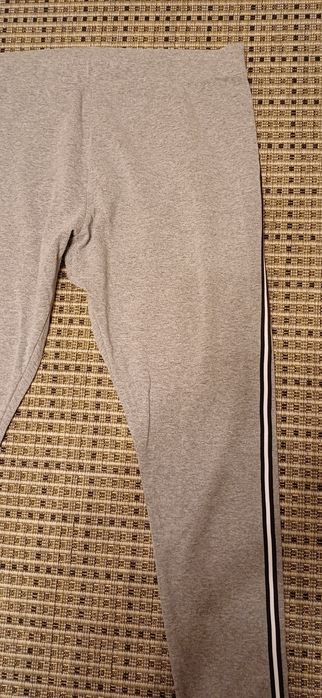 Leginsy ROZMIAR 50,52  pas 98 cm nacjąga się. Wzrost  170,180