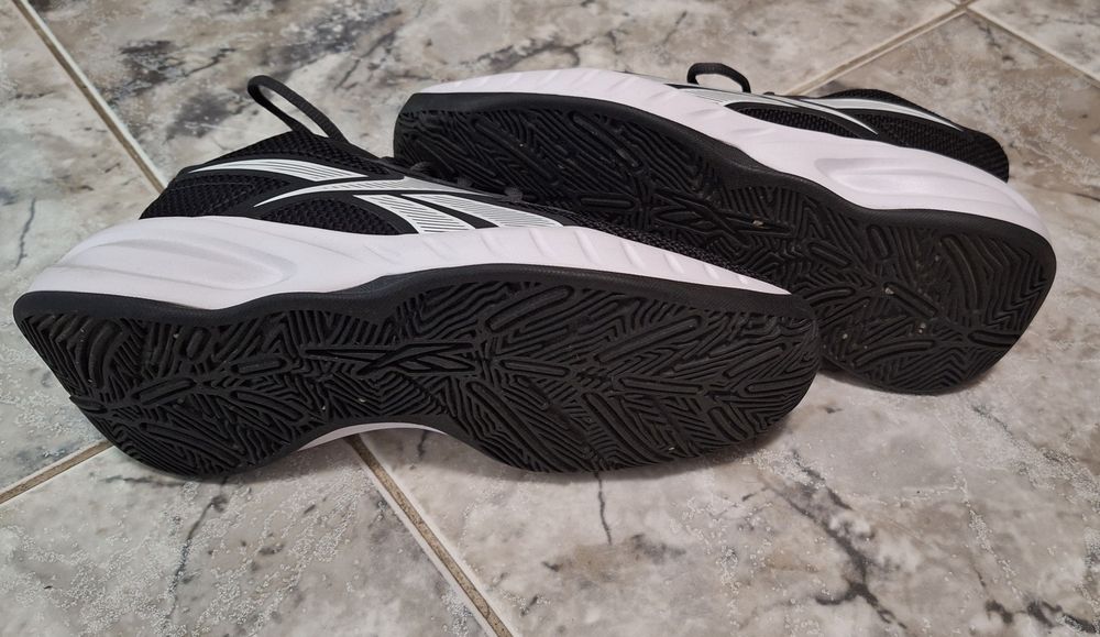 Sapatilhas Reebok novas tam 37