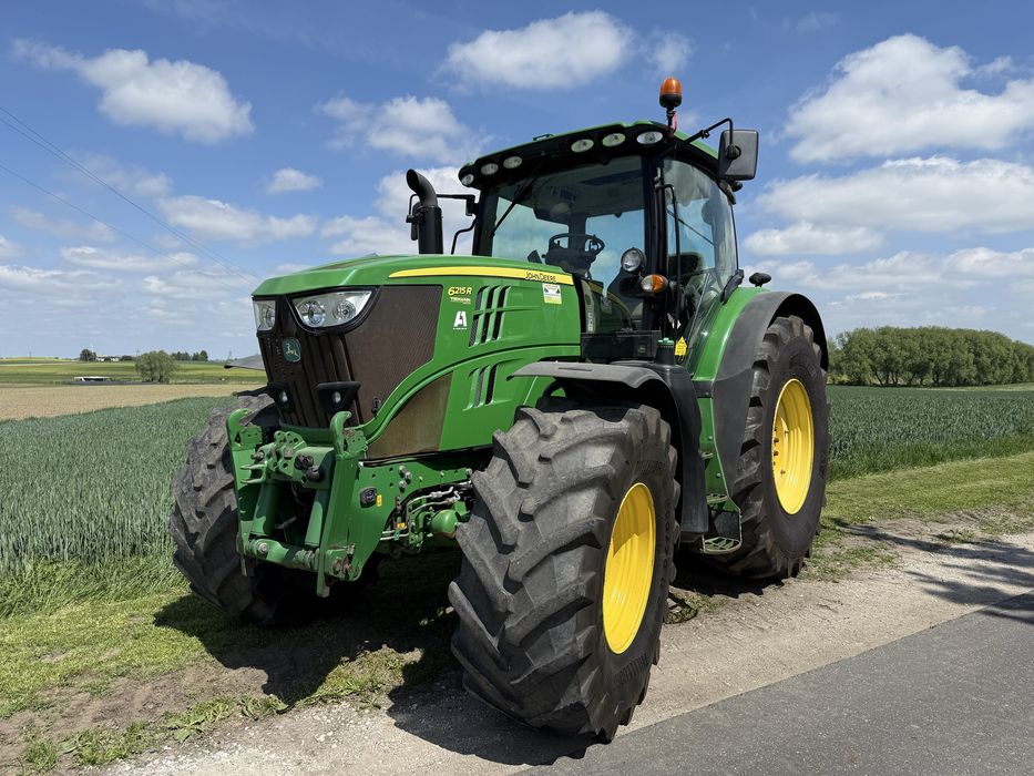 John Deere 6215 R pneumatyka