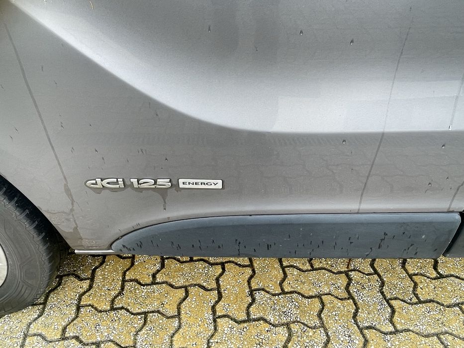 Renault Traffic 9 lugares