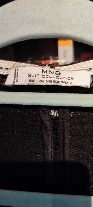 Ciepły sweter w poziome paski. Szerokie rękawy, Mango Suit Collection