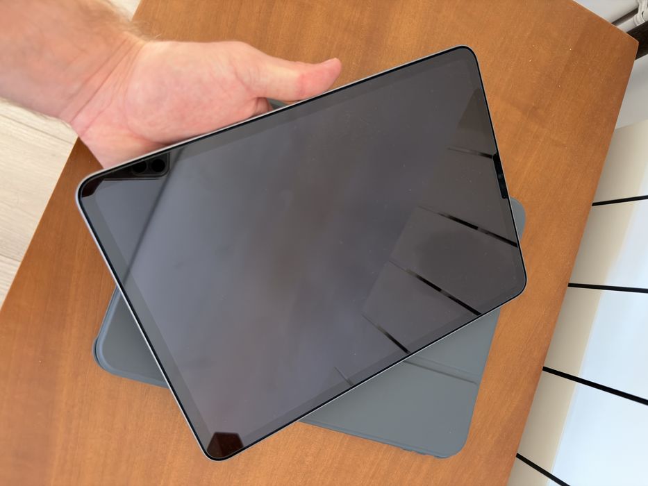 iPad Pro 11” 4 gen M2