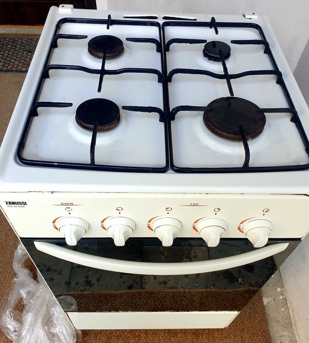 Газова плита Zanussi,