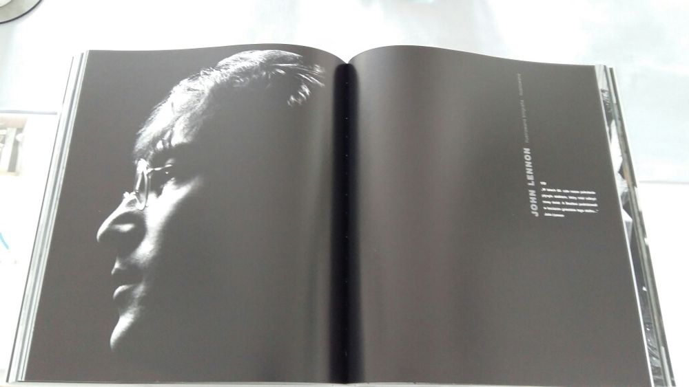 John Lennon - piękny album, ilustrowana biografia.