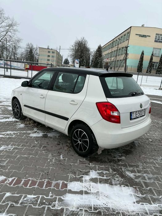 Samochód osobowy skoda Fabia