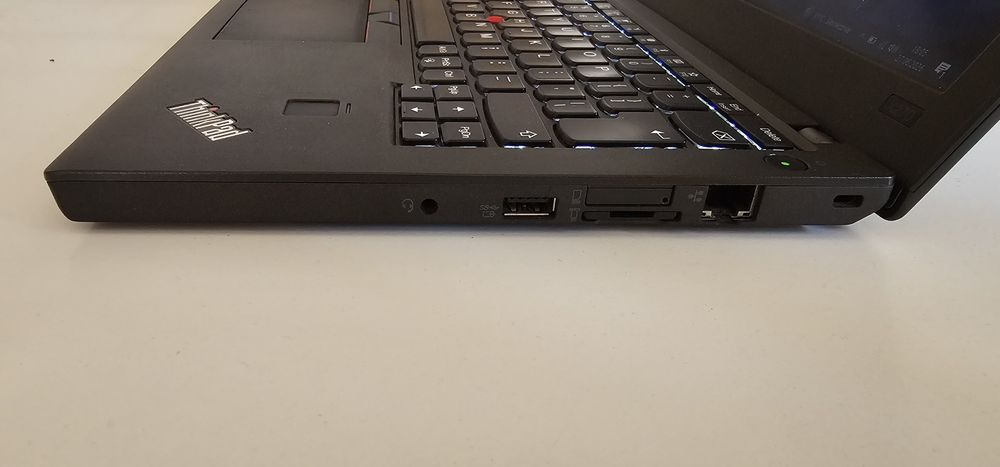 Laptop Lenovo x270 podświetlana klawiatura