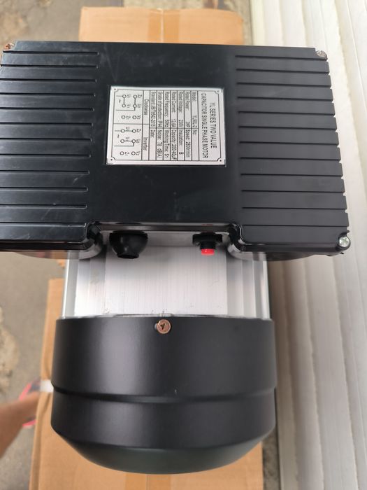 Электродвигатель для компрессора 2,2 кВт/ 2.800об. 220вольт, двигун