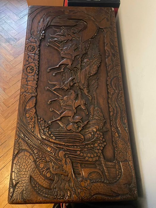 Arca em Madeira de Canfora