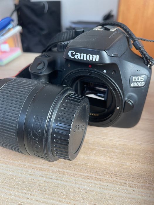 Canon 4000D DSLR + Objetiva + Carregador – Pronta a Usar!