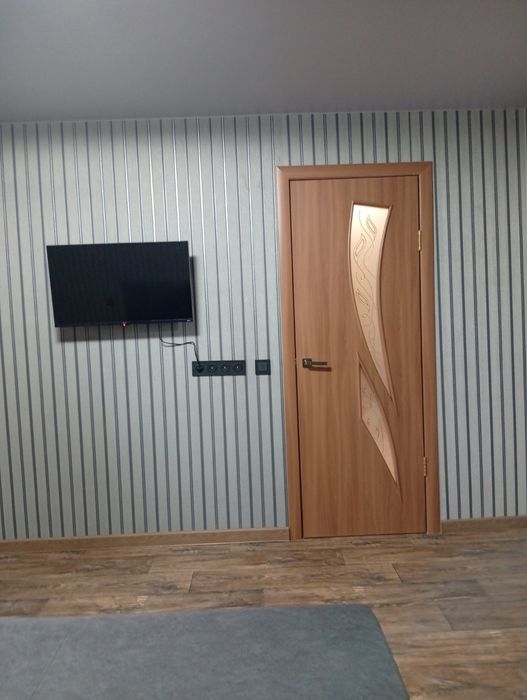 Здам подобово 1 кімнатну квартиру
