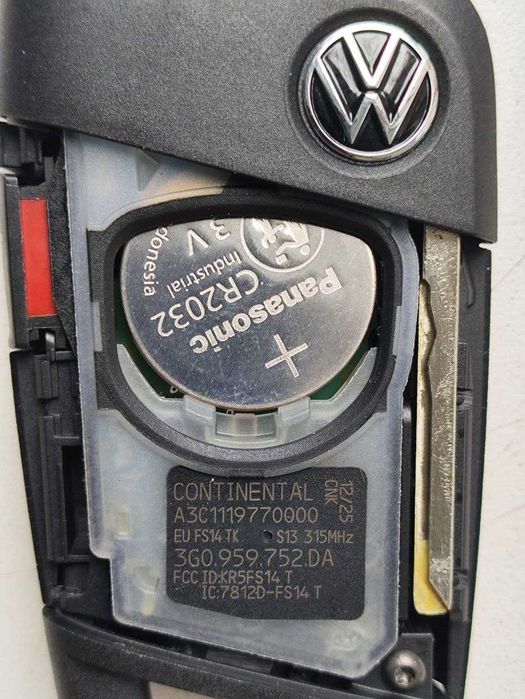 Оригинальные смарт ключи Toyota Lexus Subaru Volkswagen Alfa Romeo Suzuki Volvo Nissan Ford BMW Audi
