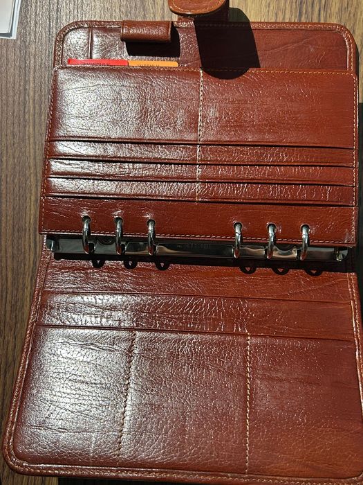Agenda Filofax em pele como nova, 10€