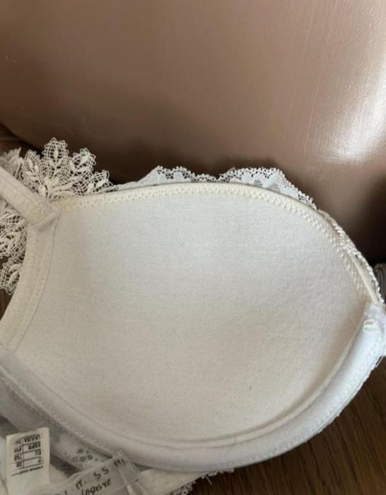 Intimissimi білий бюстгальтер 75 в