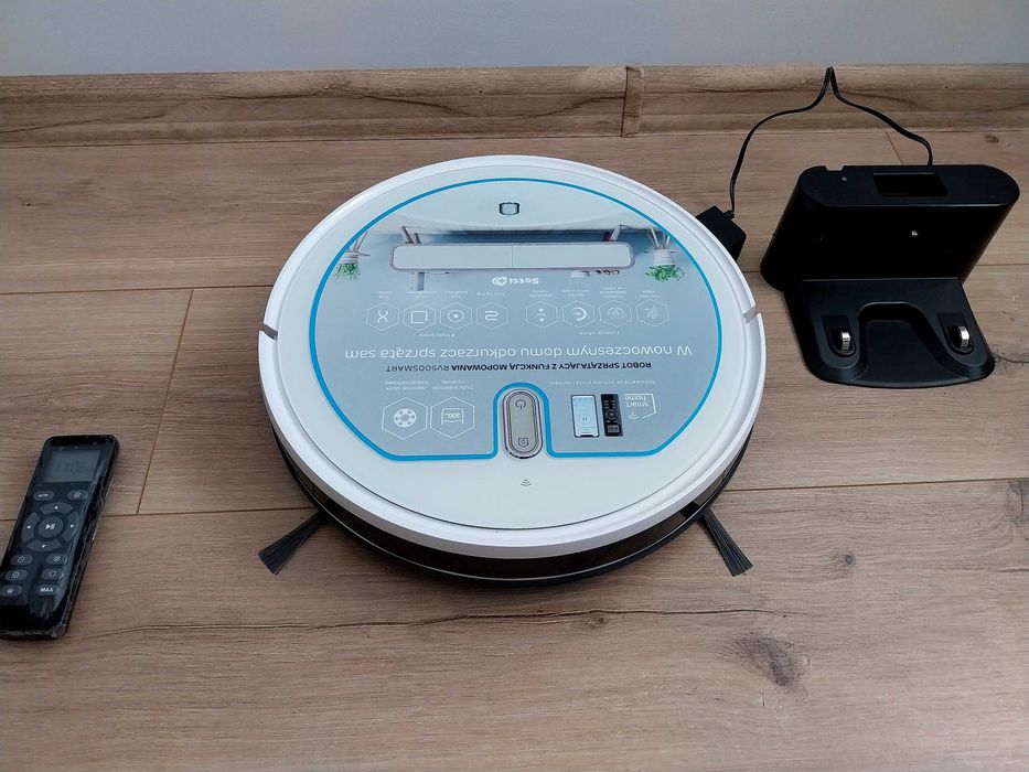 Robot sprzatajacy setti rv500