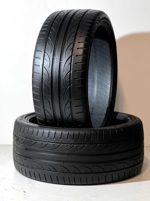 Pneus Hankook Ventus V12 Evo2 - 235/35/19 - Excelentes