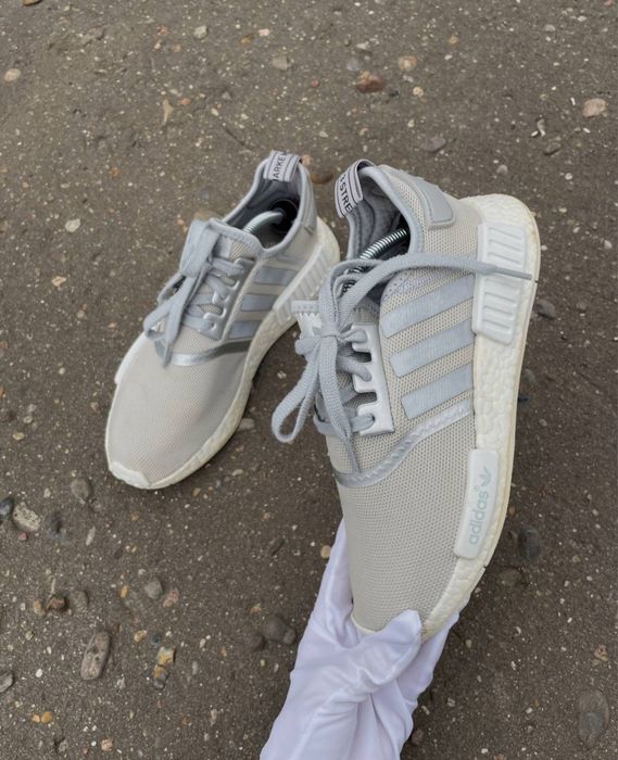 Кросівки Adidas NMD R1 Runner