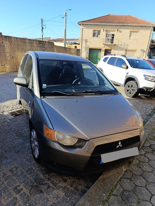 Mitsubishi Colt 1.3 Intense - muito fiável