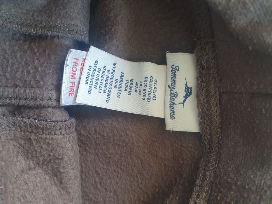 Komplet dresowy 116 bluzka Moro spodnie Tommy Bahama dla chlopca