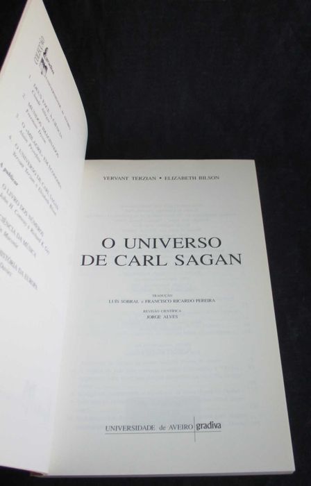 Livro O Universo de Carl Sagan O Volume de Homenagem