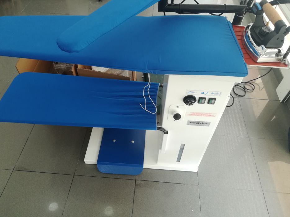 Self-service Low Cost