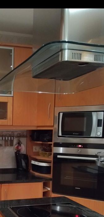 Exaustor de cozinha.