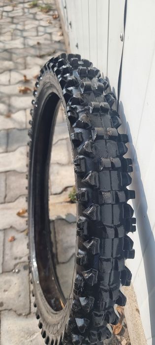 Opony crossowe trzy sztuki