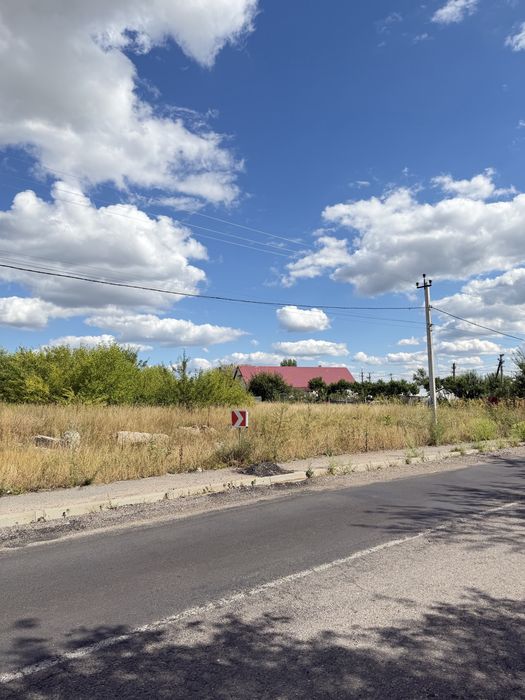 Продаж земельної ділянки біля озера — 7 соток під забудову, с. Бузова