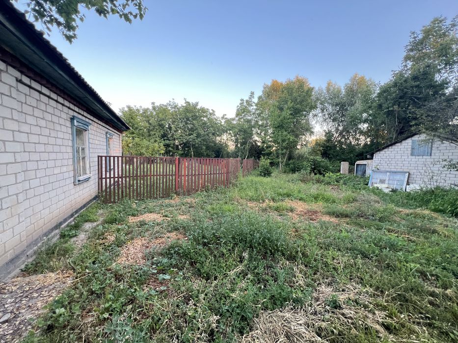 Пів будинку та ділянка провулок Рівненський