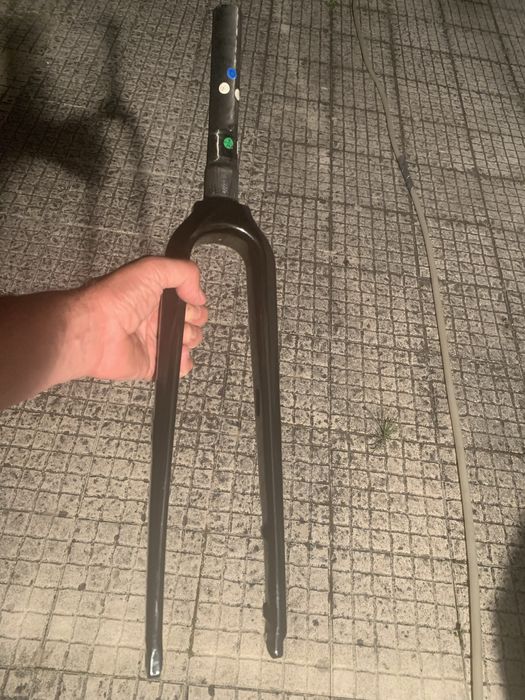 Forqueta carbono Gravel Giant Revolt
