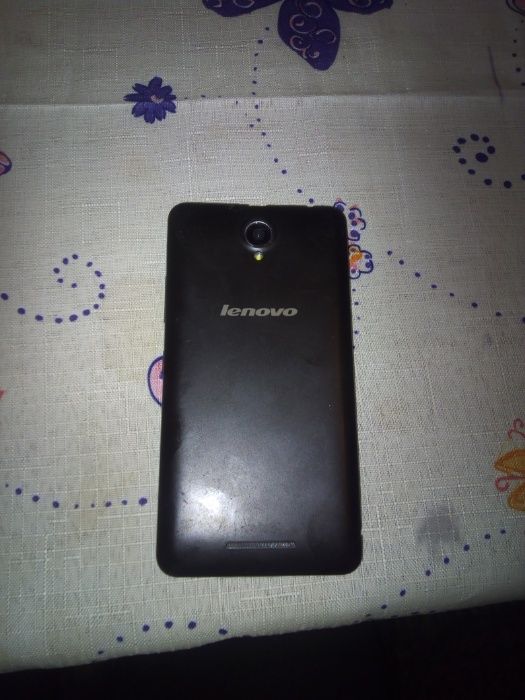 Срочно продам телефон Lenovo A5000 на запчасти