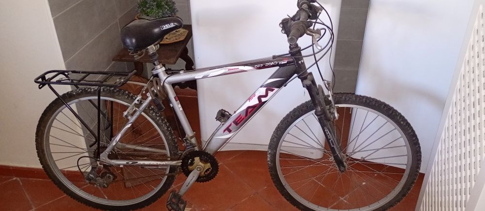 Bicicleta BTT em bom estado