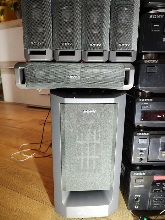 Sony wieża zestaw 6 el